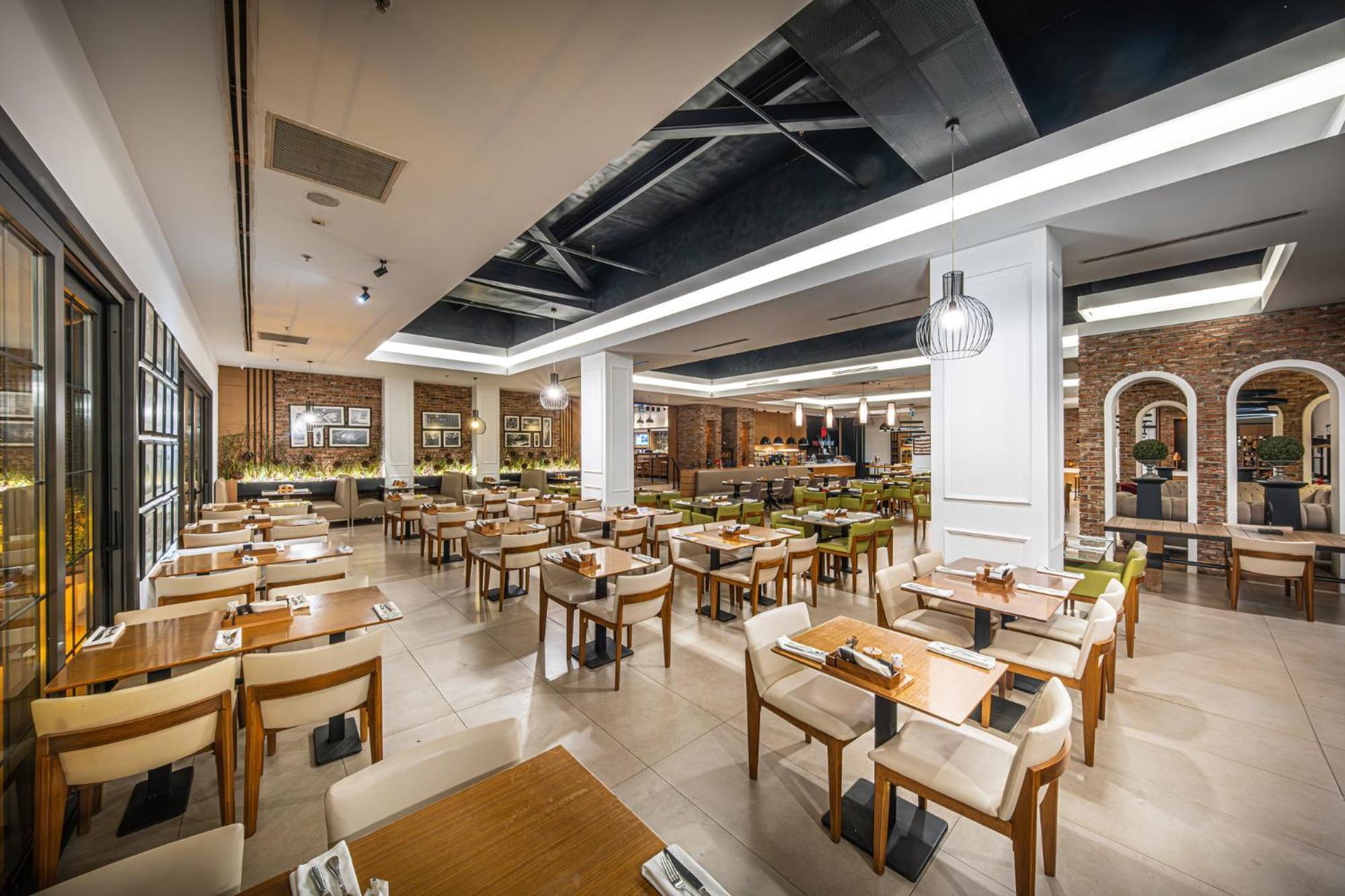 Holiday Inn Ankara - Cukurambar By Ihg Exterior photo
