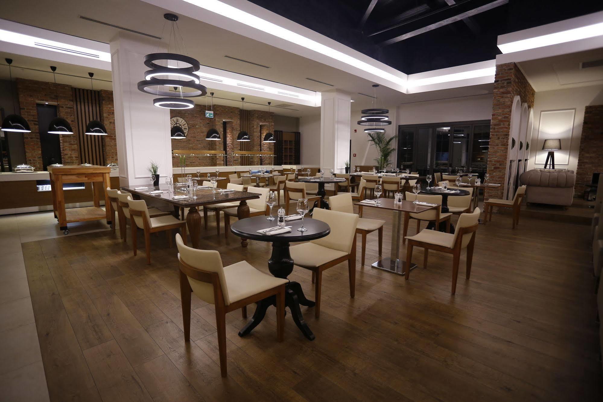 Holiday Inn Ankara - Cukurambar By Ihg Exterior photo